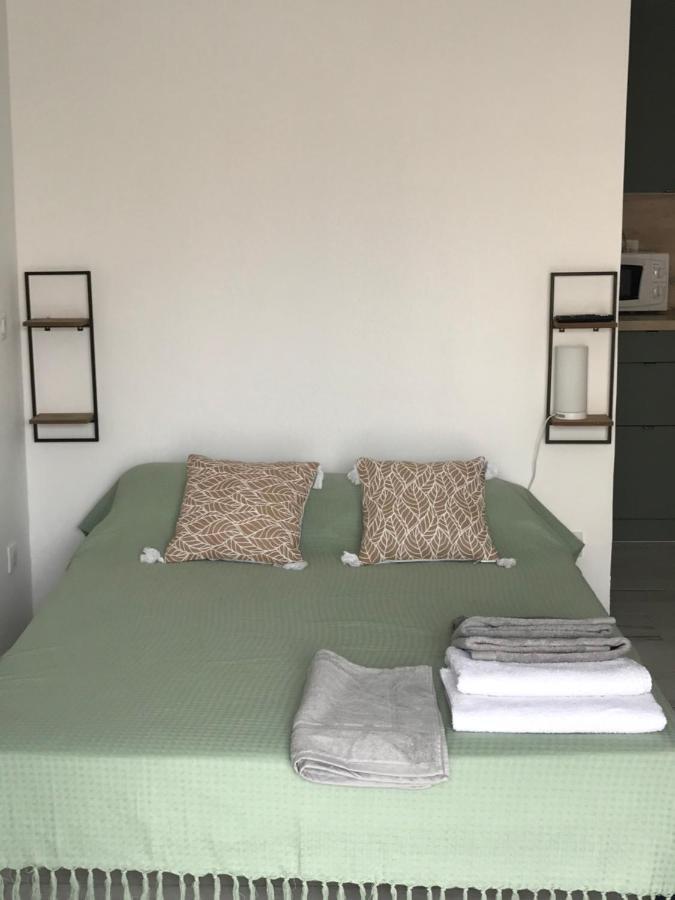 Maison Basalte Agde Bagian luar foto